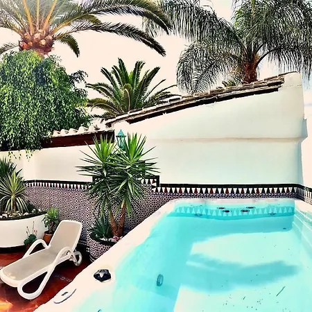 Carabeo Apartment *